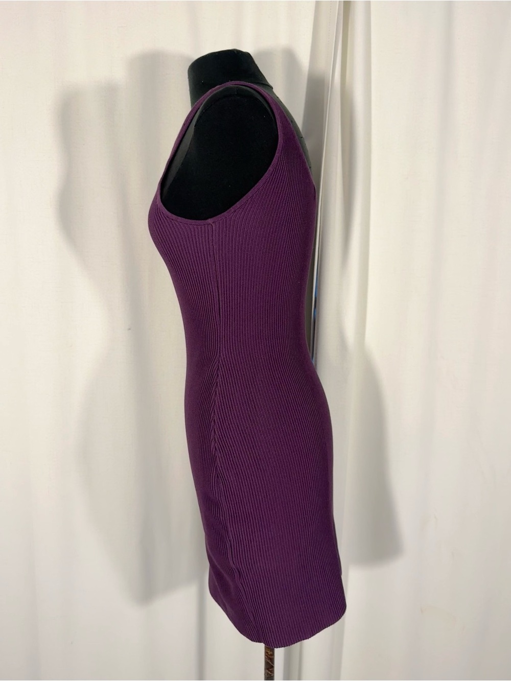 Aritzia Babaton Sculpt Knit One-Shoulder Mini Dress in Purple - Picture 5 of 10